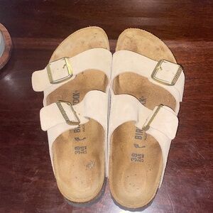 Birkenstock Light Tan Suede Sandals